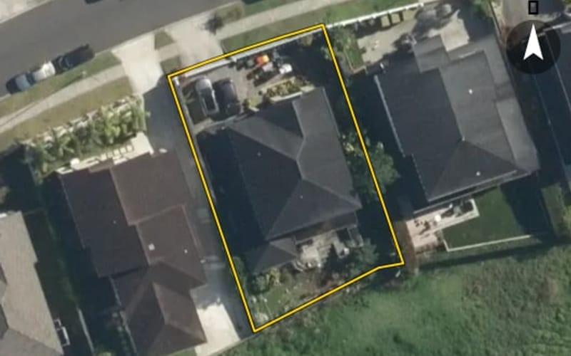 16 Irongate Avenue