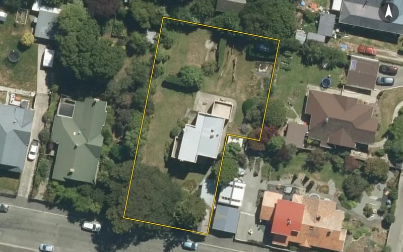 2 Tweed Street
