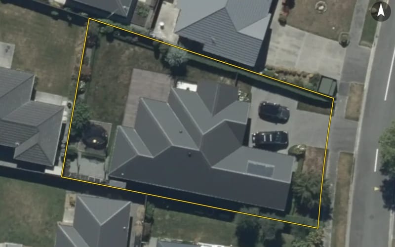 16 Handley Crescent