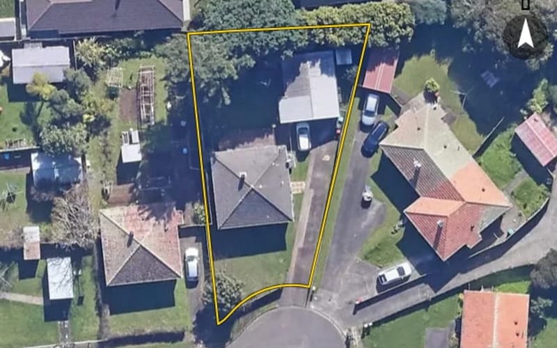 8 Smith Crescent