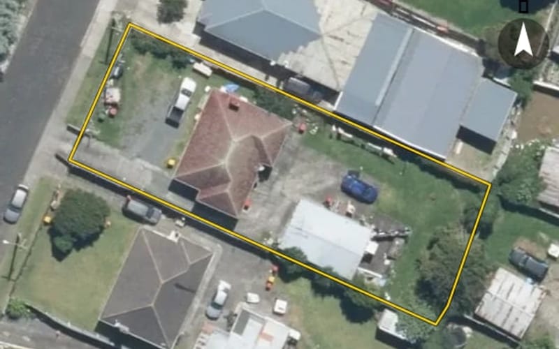 16 Crown Crescent
