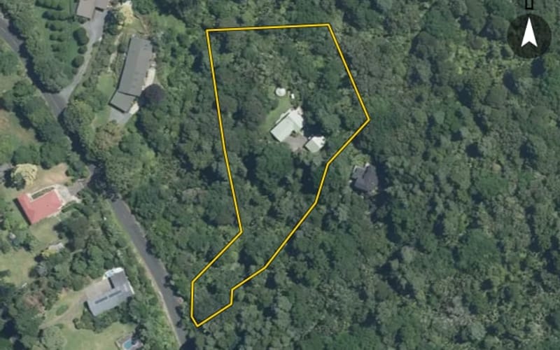390 Ponga Road