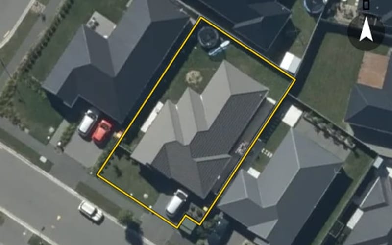 10 Larissa Road
