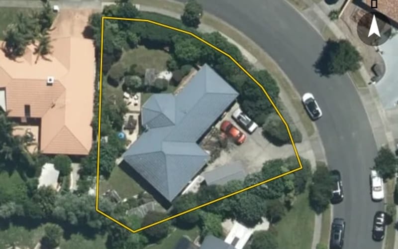 11 Hoult Crescent