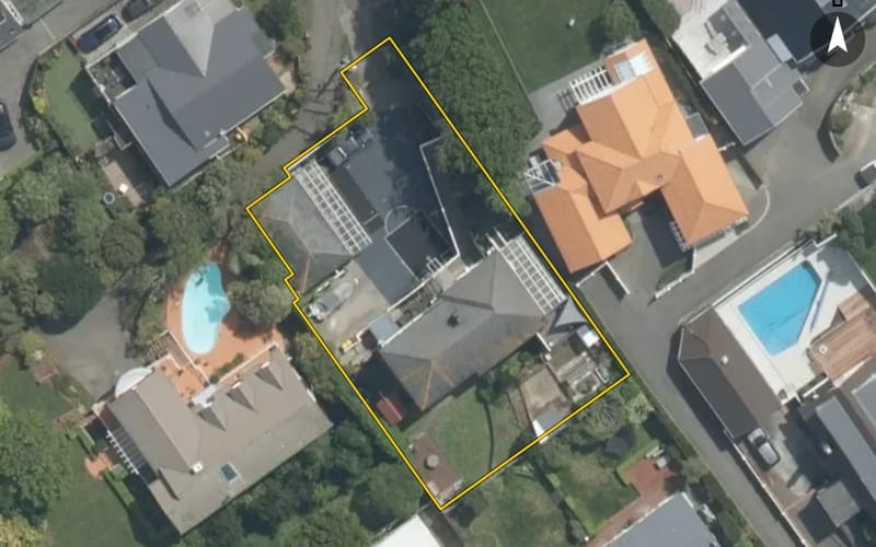 28 Lochiel Road