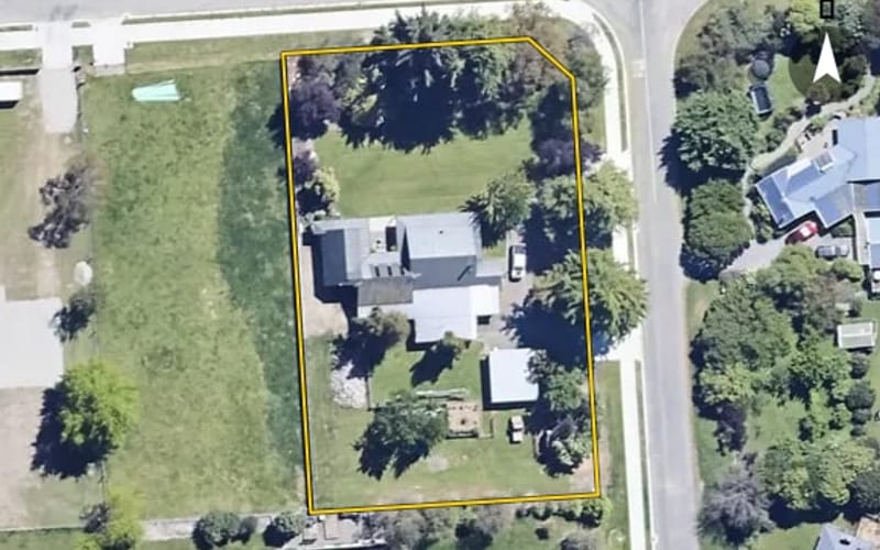 6 Birchwood Avenue