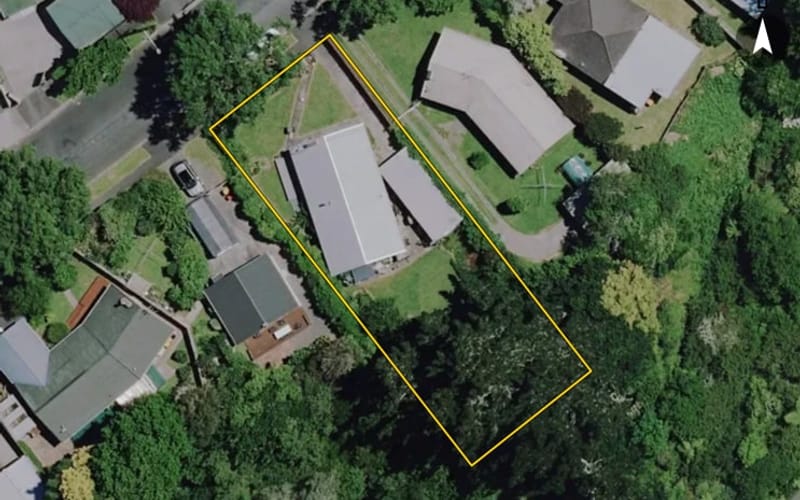 32 Barrie Crescent