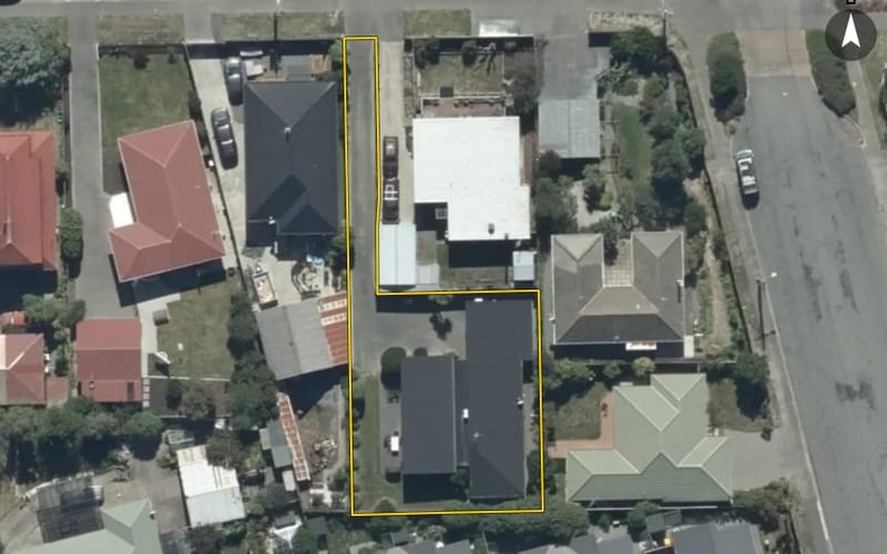 73 Beach Road