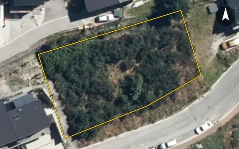 5 Angelo Drive