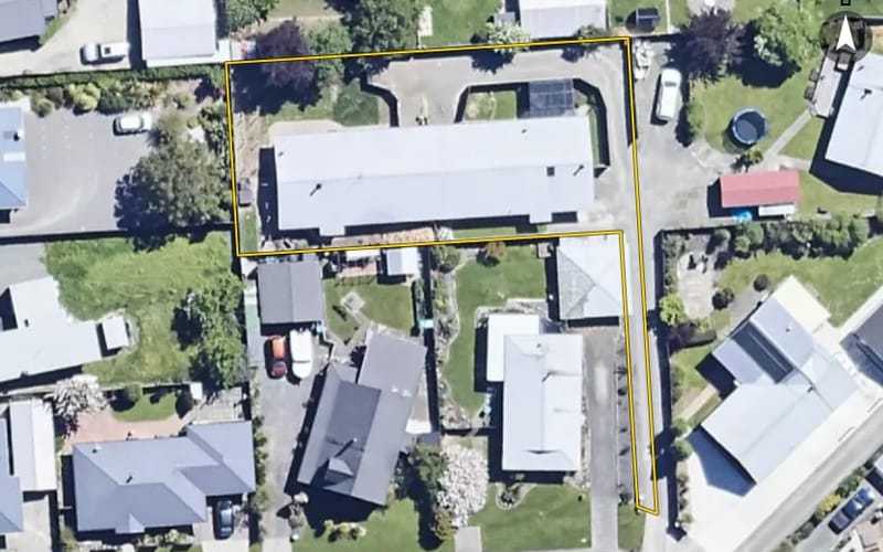 2/5A Grant Place