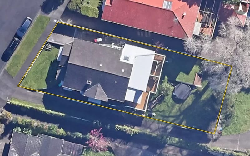 24 Kakariki Avenue