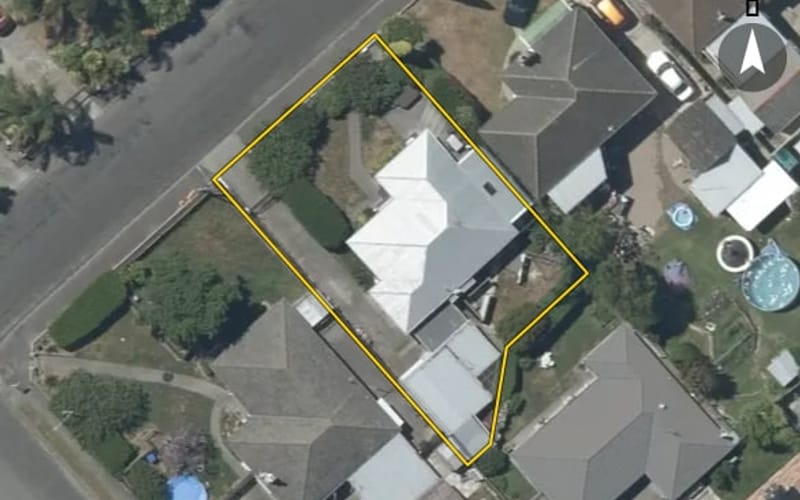 14 Anzac Avenue