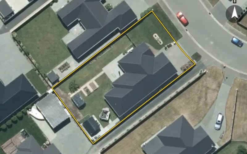 17 Roxburgh Place