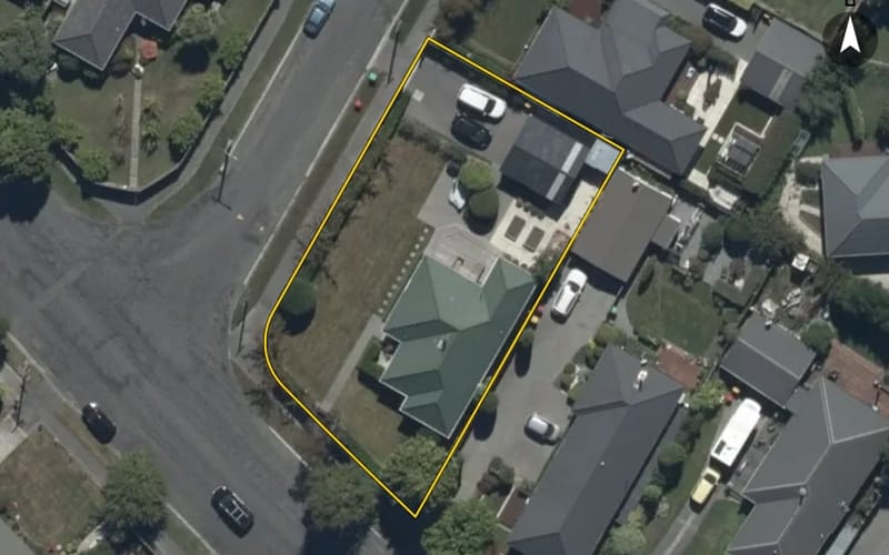 100 Harris Crescent