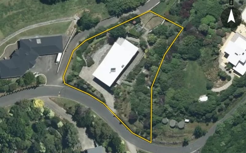 11 Werneth Ridge