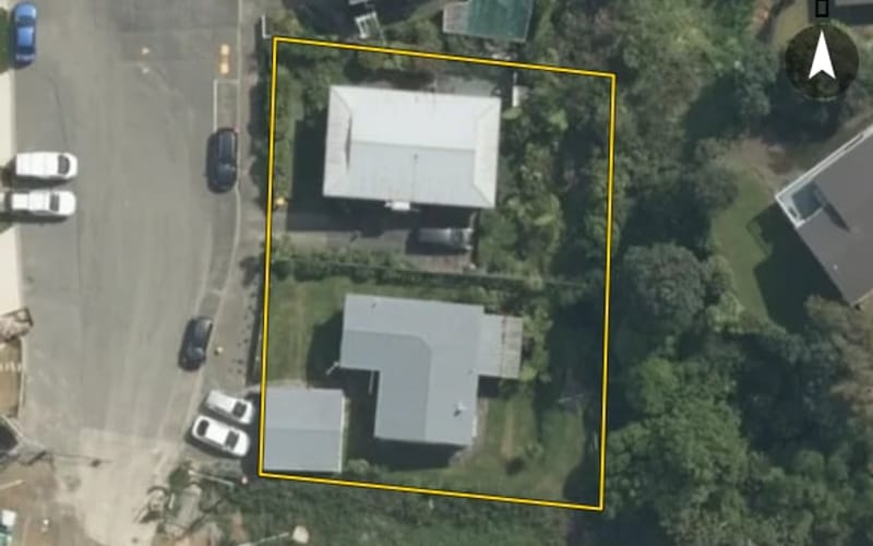 127-129 Jamaica Drive
