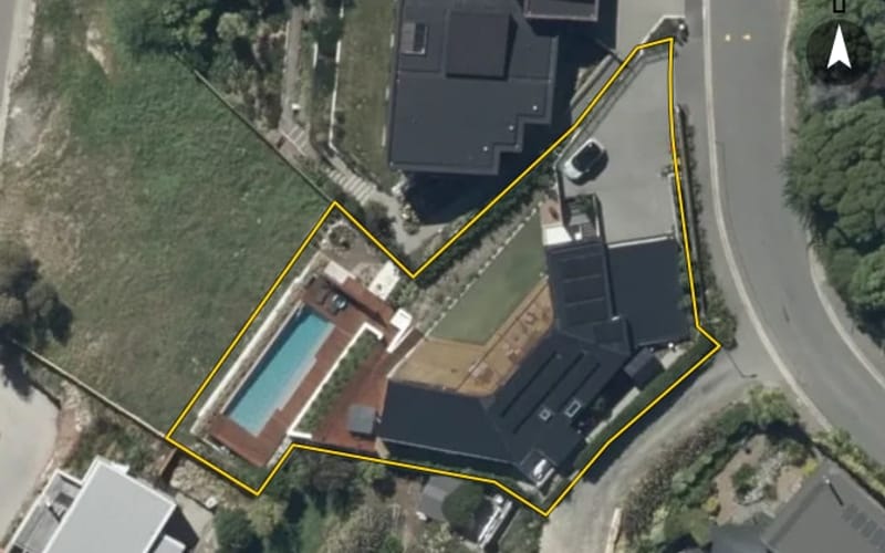 33 Kiteroa Place