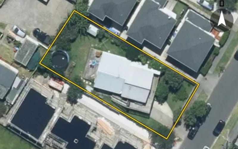 11 Lyndhurst Street