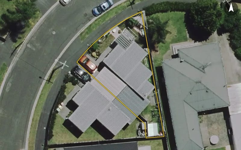 4/4 Keitha Place