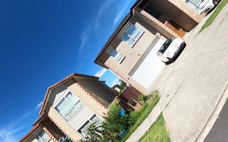 15 Kira Road