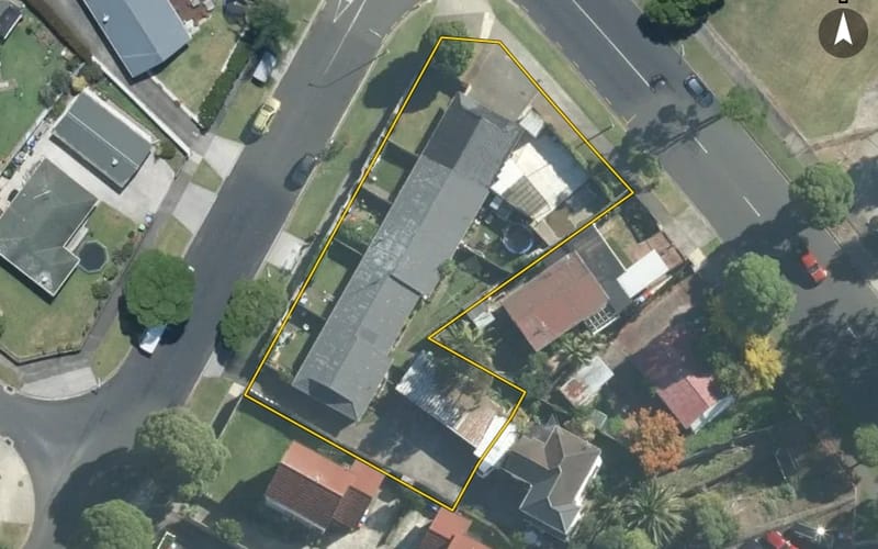 4 Howard Hunter Avenue