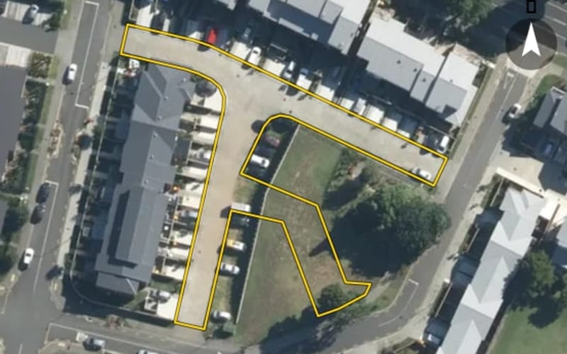 8 Parata Street