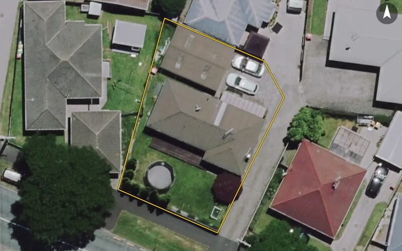 24 Livingstone Avenue