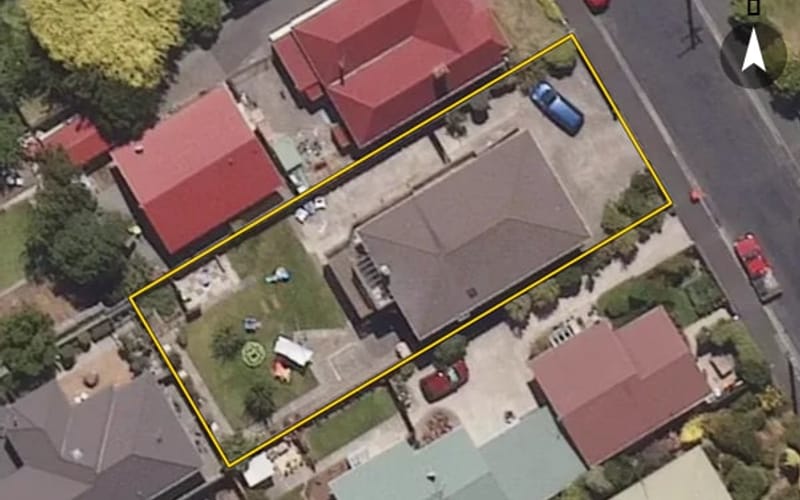 10 Tedder Street