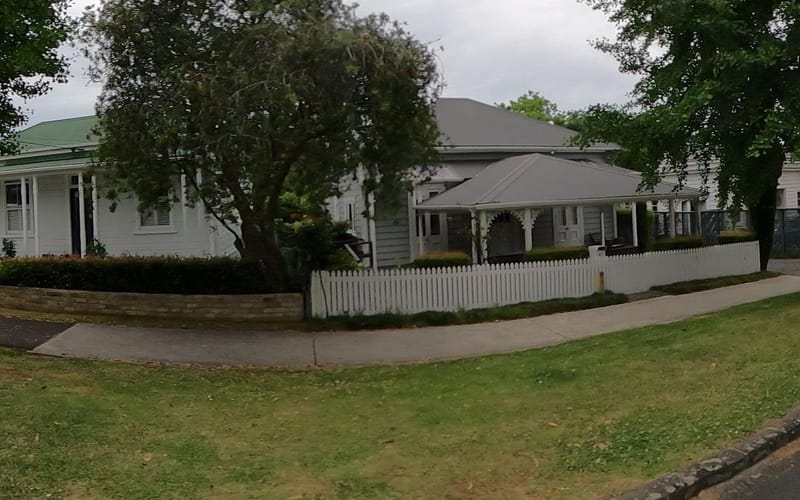 2/49 Albert Road