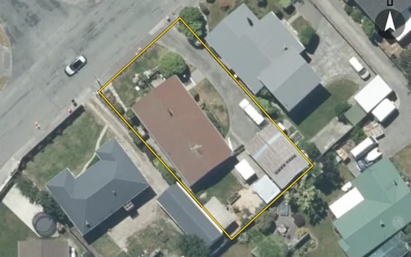 6 Russell Avenue
