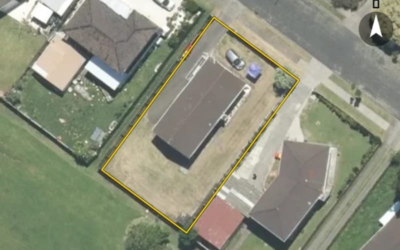 15 Dillon Crescent