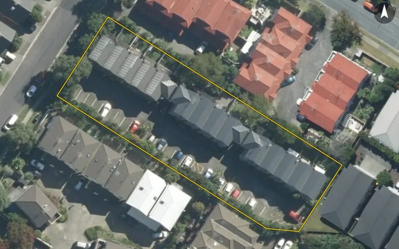 44 Fields Parade