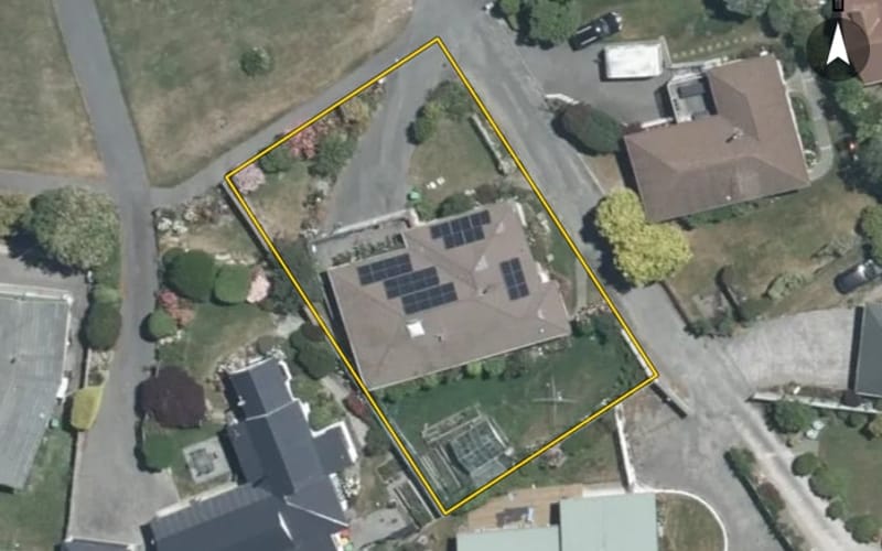24 Stirling Place