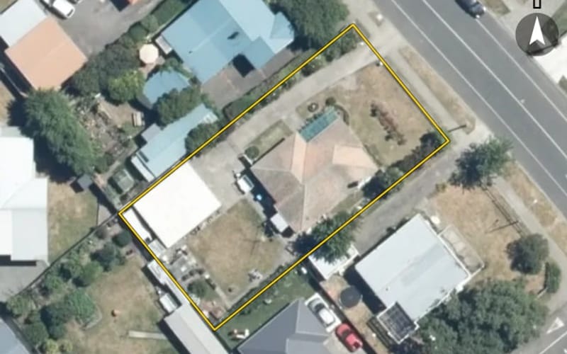 916 Oliphant Road