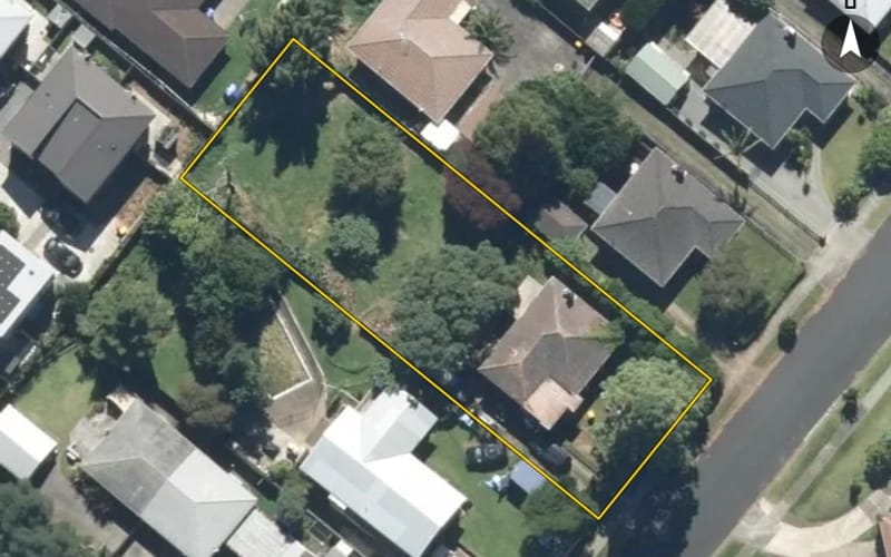 42 Woolfield Road