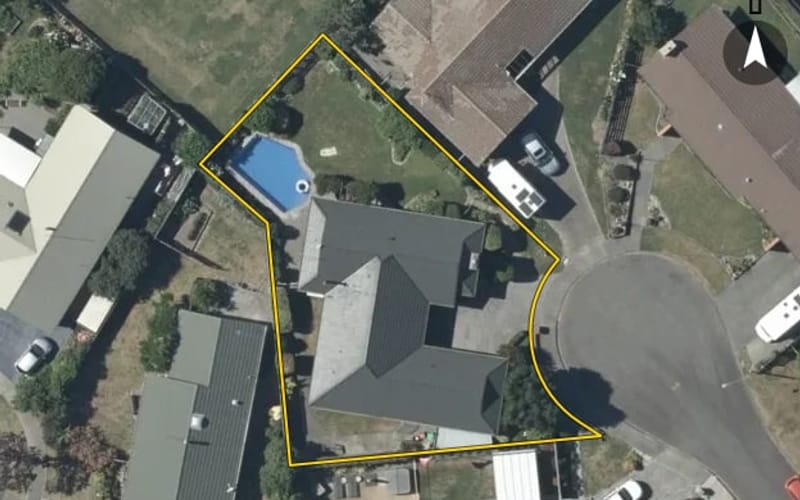 43A Upham Crescent