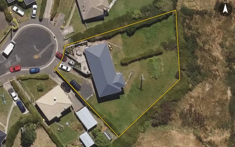 62 Stenhope Crescent