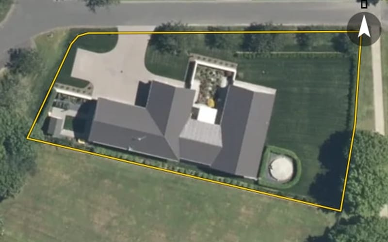1 Oakfield Close
