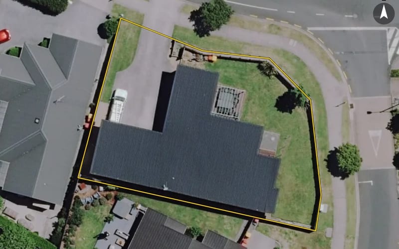 13 Woodridge Drive