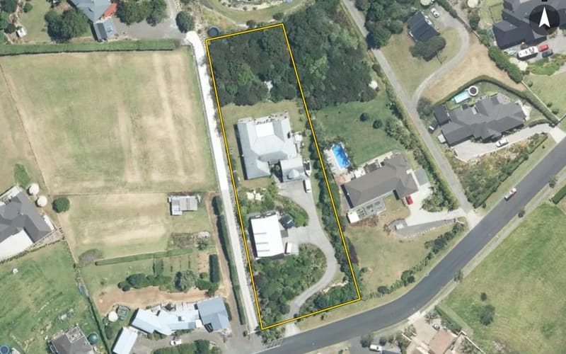 52 Roberts Road