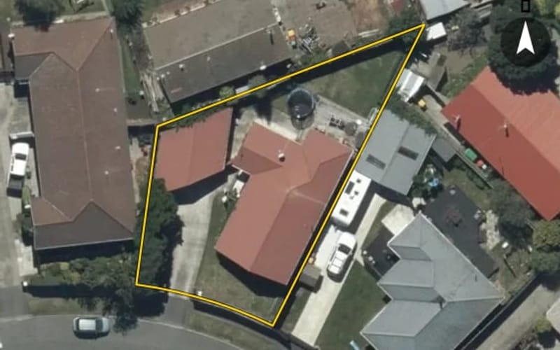 60 Kawau Crescent