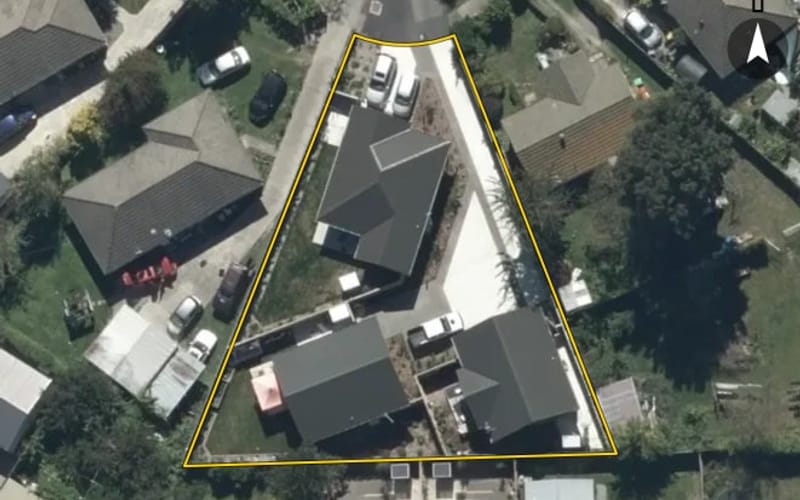 15 Flay Crescent