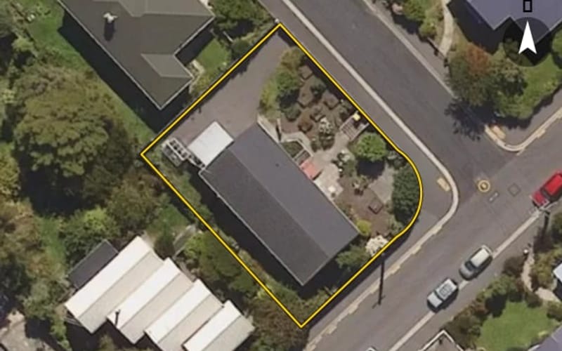 16 Farquharson Street