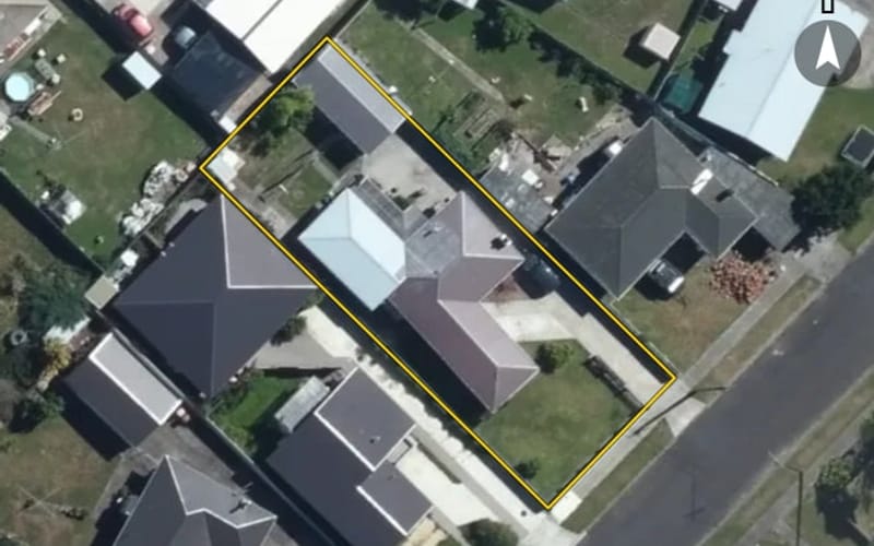 6 Sinclair Avenue
