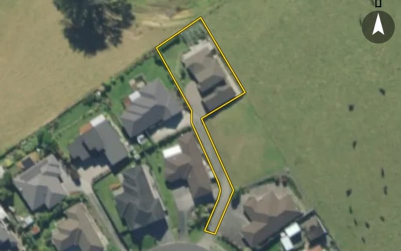 25 Roderick Place