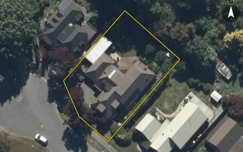 16 Thurlestone Place