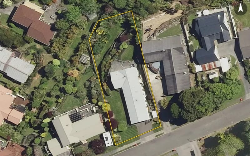 6 Henare Place