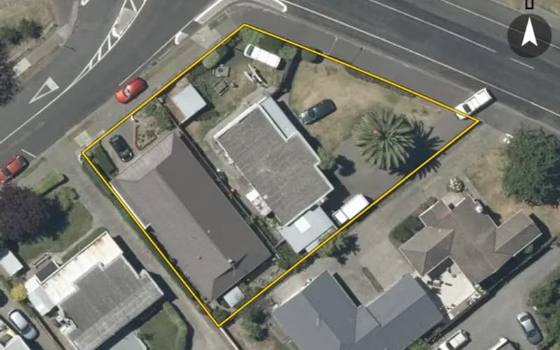 2 Higgins Street