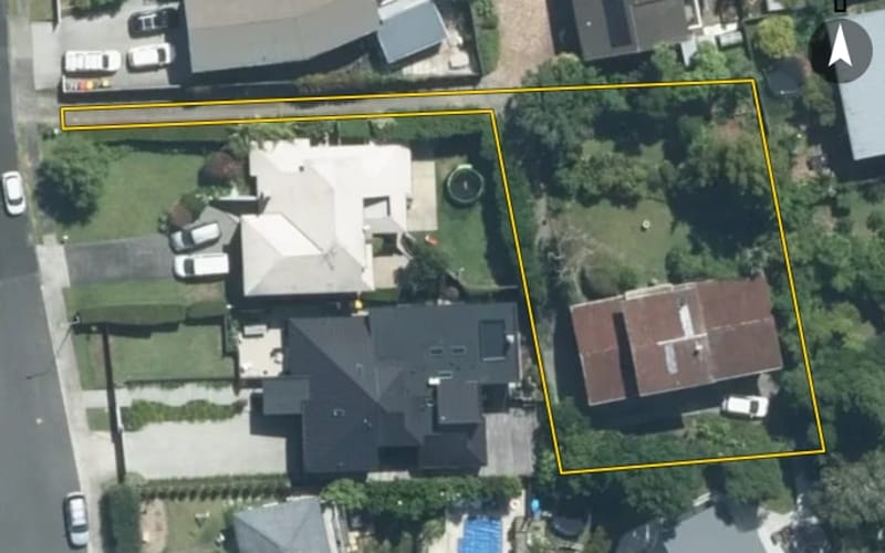 12 Asbury Crescent