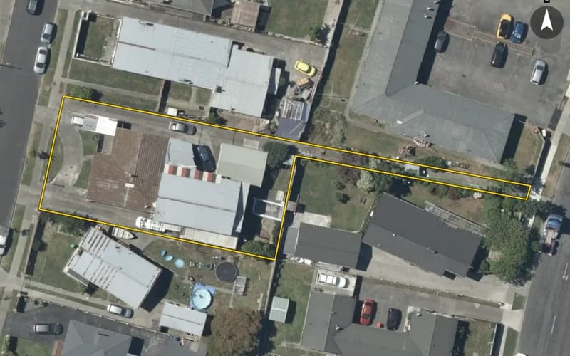 75 Clarence Cox Crescent